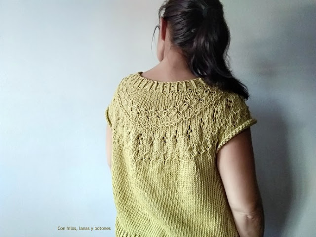 Con hilos, lanas y botones: Ranunculus de verano