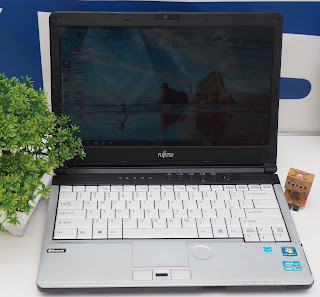 Jual Laptop Fujitsu Livebook S761 Second