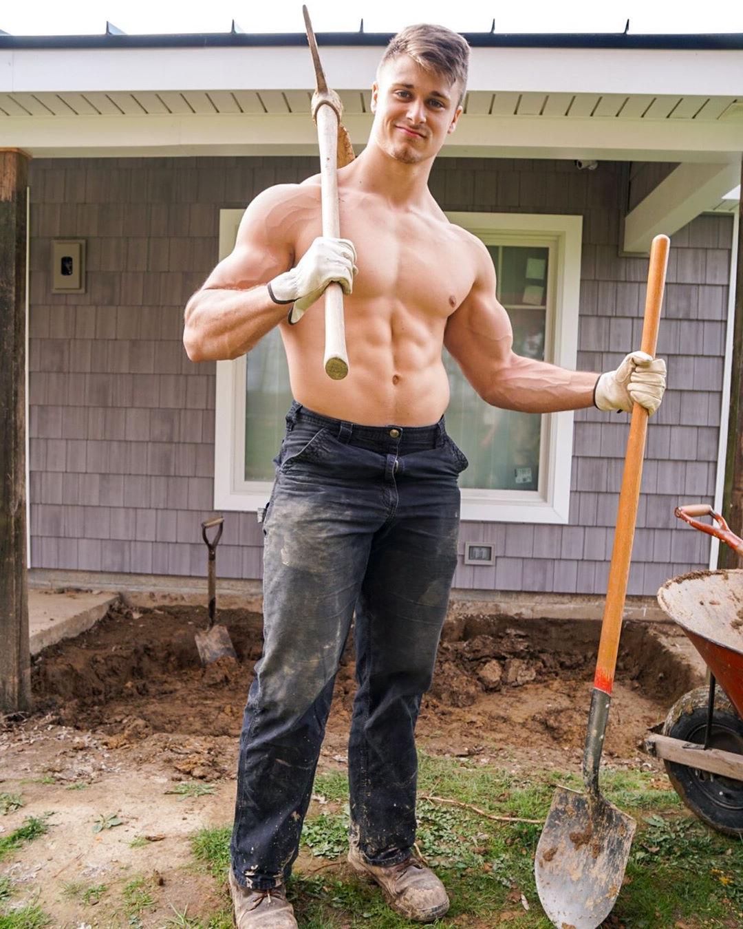 sexy-young-shirtless-strong-hunky-body-laborers