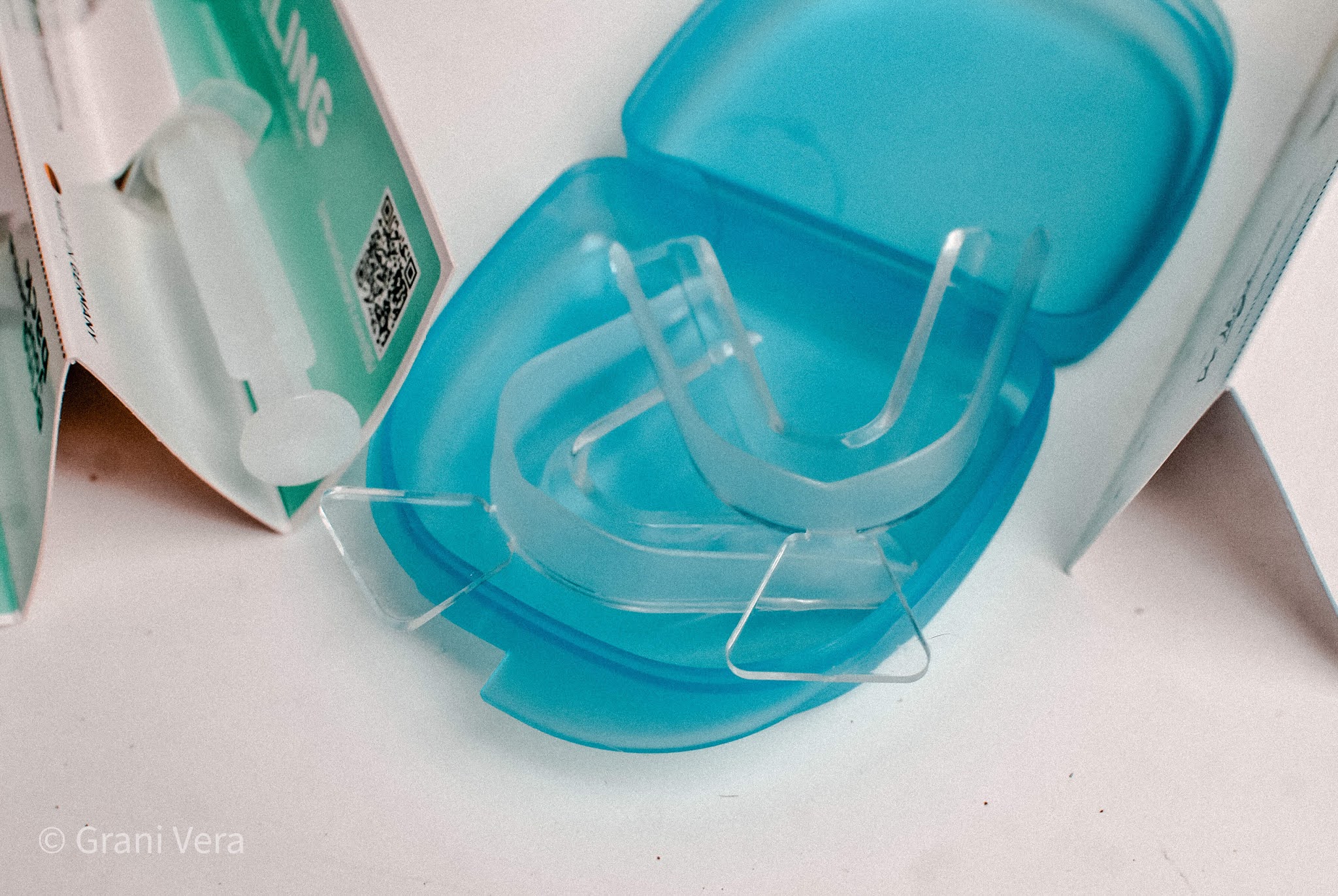 Czy da się skutecznie wybielić zęby w domu?, Wybielanie nakładkowe z