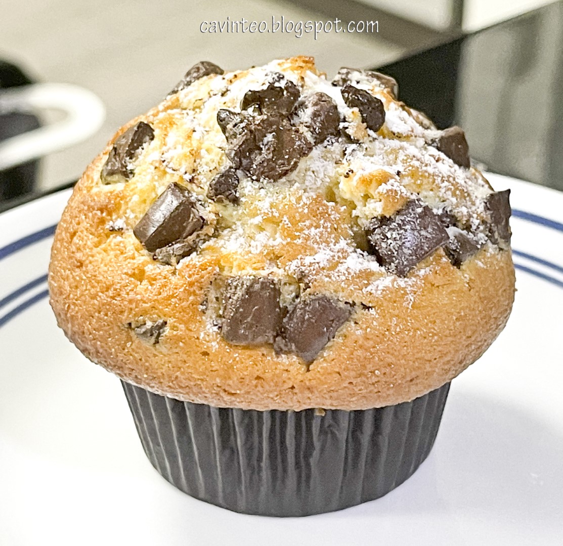 Entree Kibbles The Assorted Muffins at AJ Delights in Alexandra