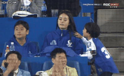 theqoo inserted image