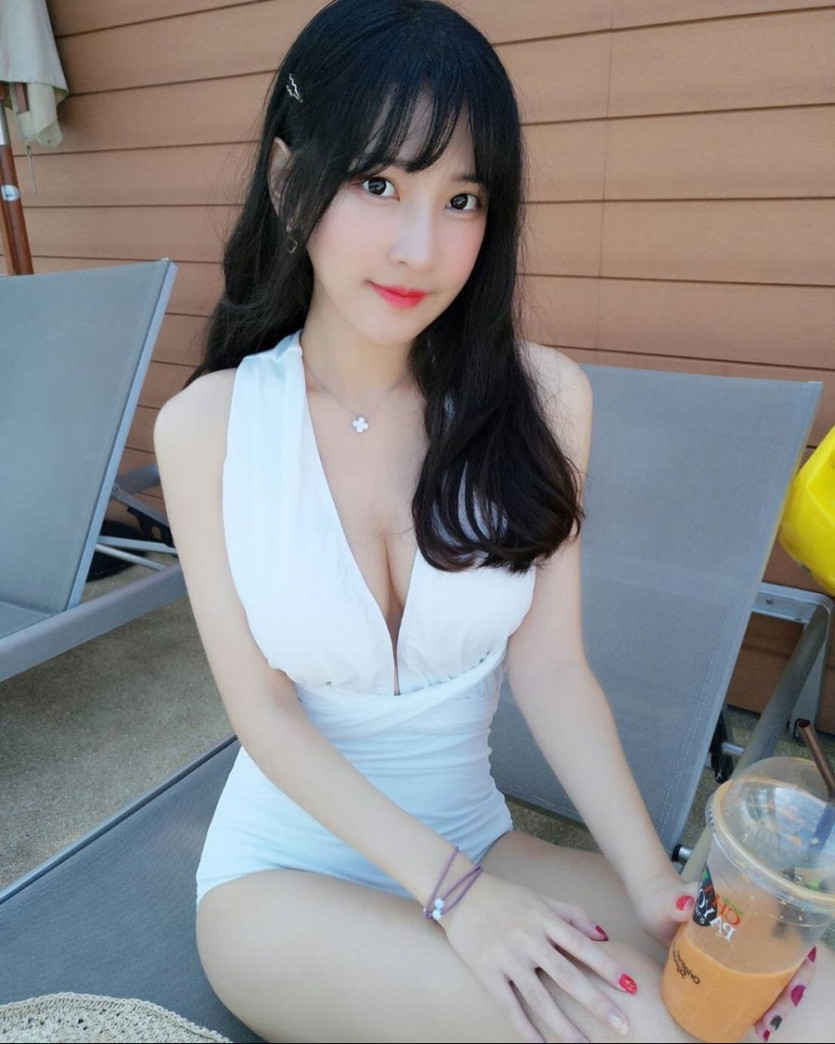 대만 인스타녀 lebaby0v0 - 디쁠