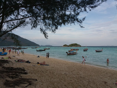 The beach of Koh Lipe Island in the Andaman Sea Het strand van Koh Lipe Eiland