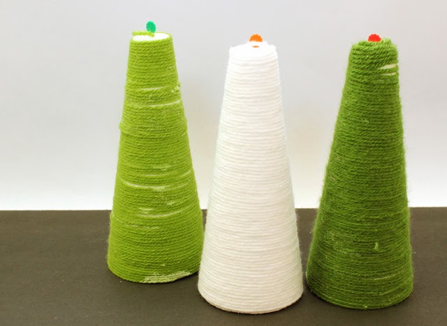 Yarn-Wrapped Christmas Tree Craft
