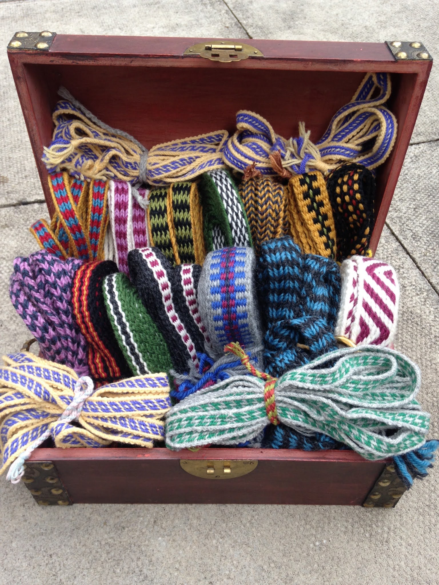 Tablet Weaving in Theory and Practice Yarns I Like for Tablet Weaving