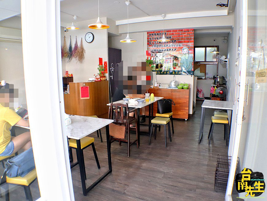 台南爌肉飯/阿嬤祖傳古早味料理/爌肉飯每日限量只賣60份/晚來真的吃不到/當天採買新鮮食材