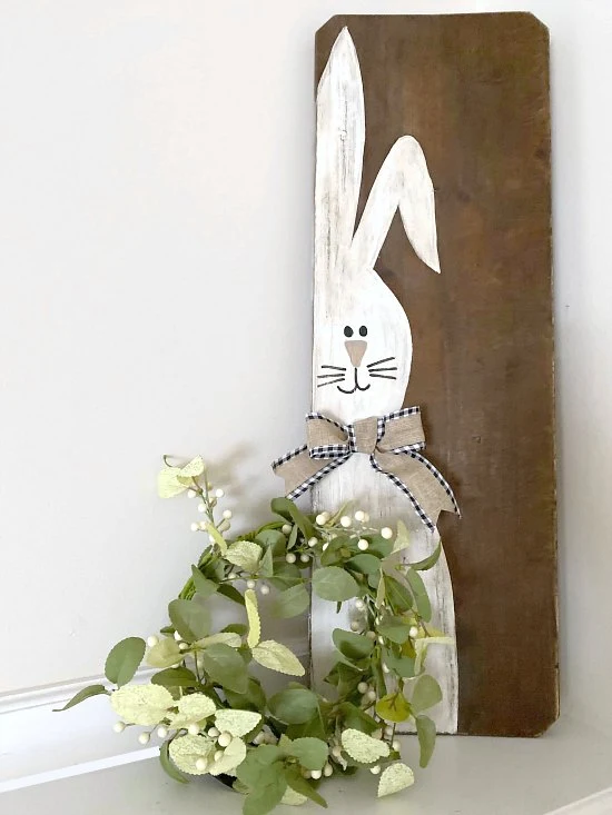 Painted bunny sign and wreath