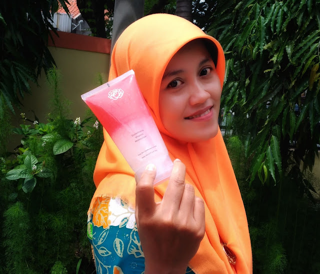 Exfolliating Body Gel aybe-serum-pemutih-badan-aman