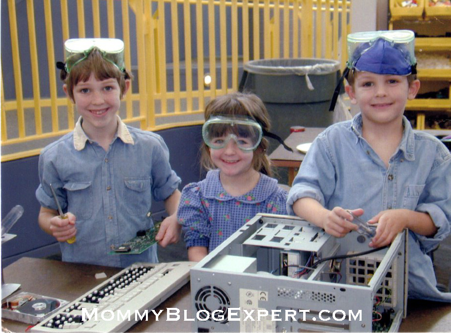 MOMMY BLOG EXPERT Best Buy Electronics Recycling Free Program Eco