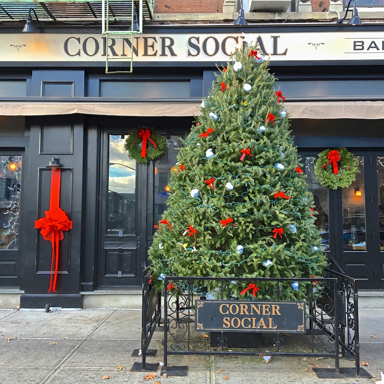 H A R L E M + B E S P O K E BESPOKE CHRISTMAS TREES IN HARLEM 2016