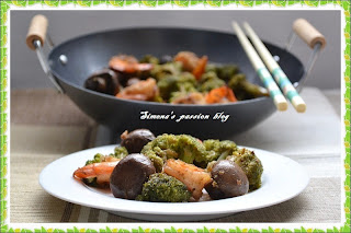 Creveti cu broccoli si ciuperci brune