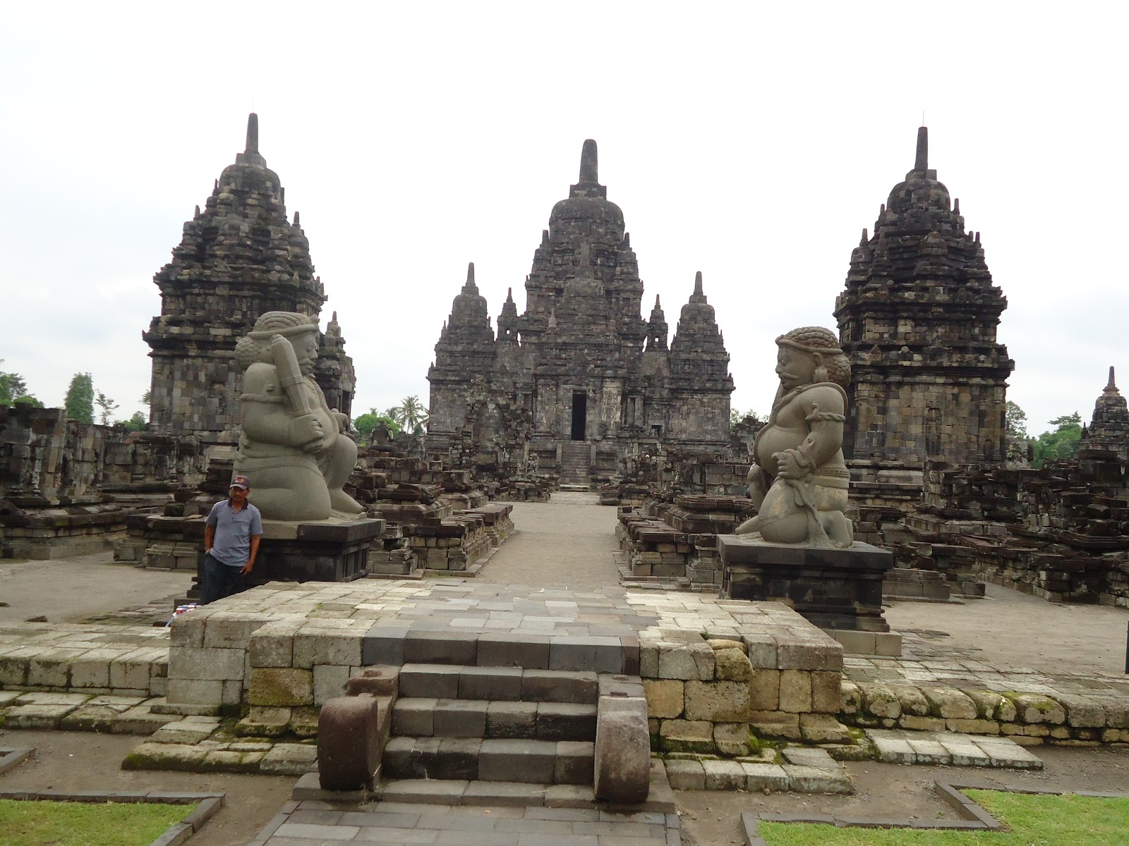  Tempat  Tempat  Wisata  Terkenal Di Yogyakarta 