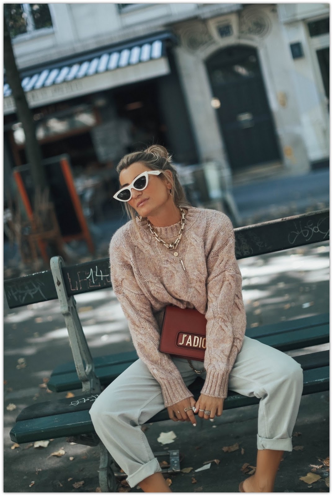 Prada 2020 весна лето. мода 2020 женская. пижамный костюм стрит стайл. модные вещи 2020. Fendi 2020.