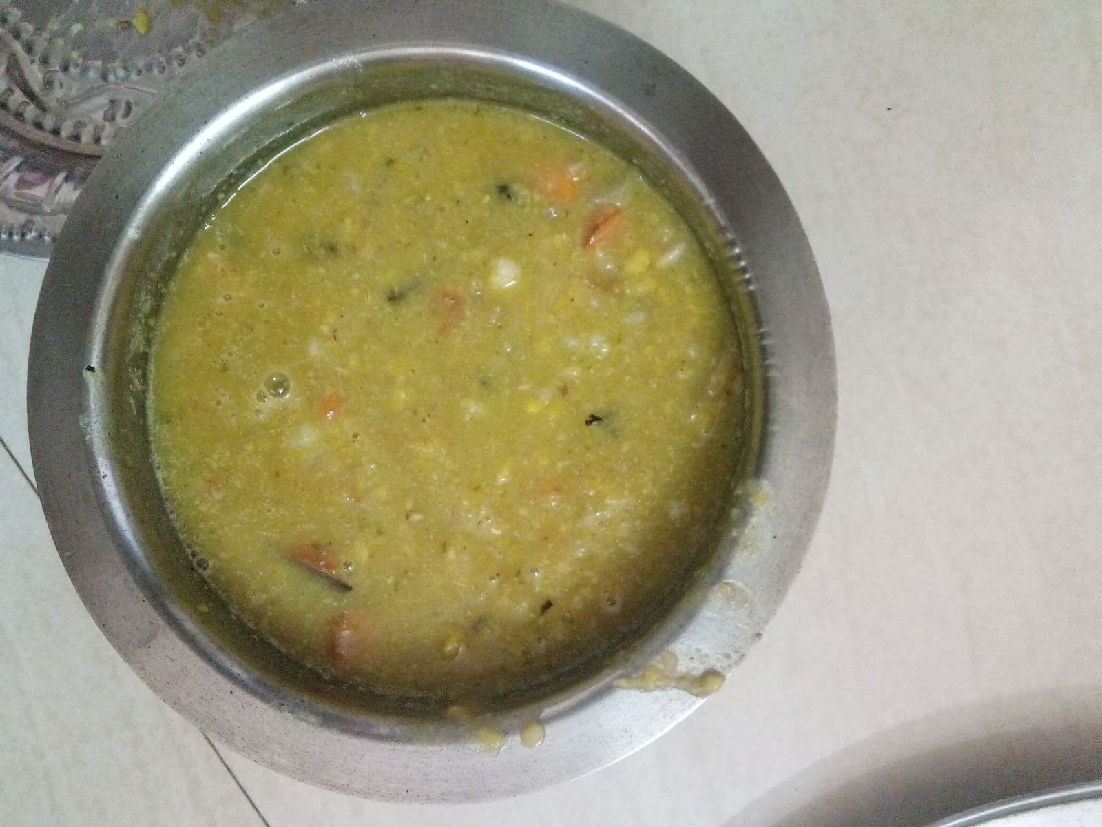 Aalaya vazipokkan Kadappa Sambar is the best side dish for Idli and Dosa