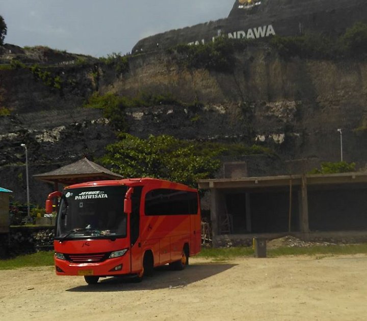Jelajah Pesona Jogja-Malang: Panduan Lengkap Sewa Bus Pariwisata