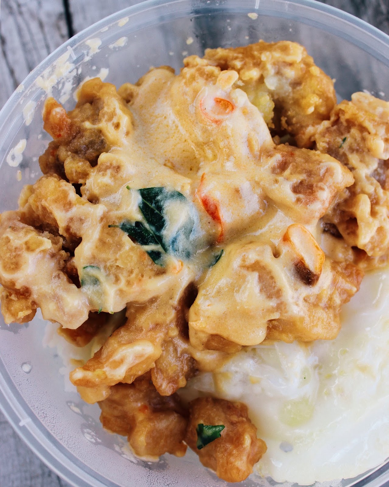 THE BEST SALTED EGG CHICKEN IN JAKARTA? SEC BOWL BY RIUS VERNANDES