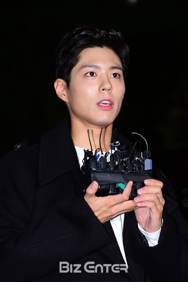 박보검 어제 코앞에서 보는것 같은 종방연 사진 | 인스티즈