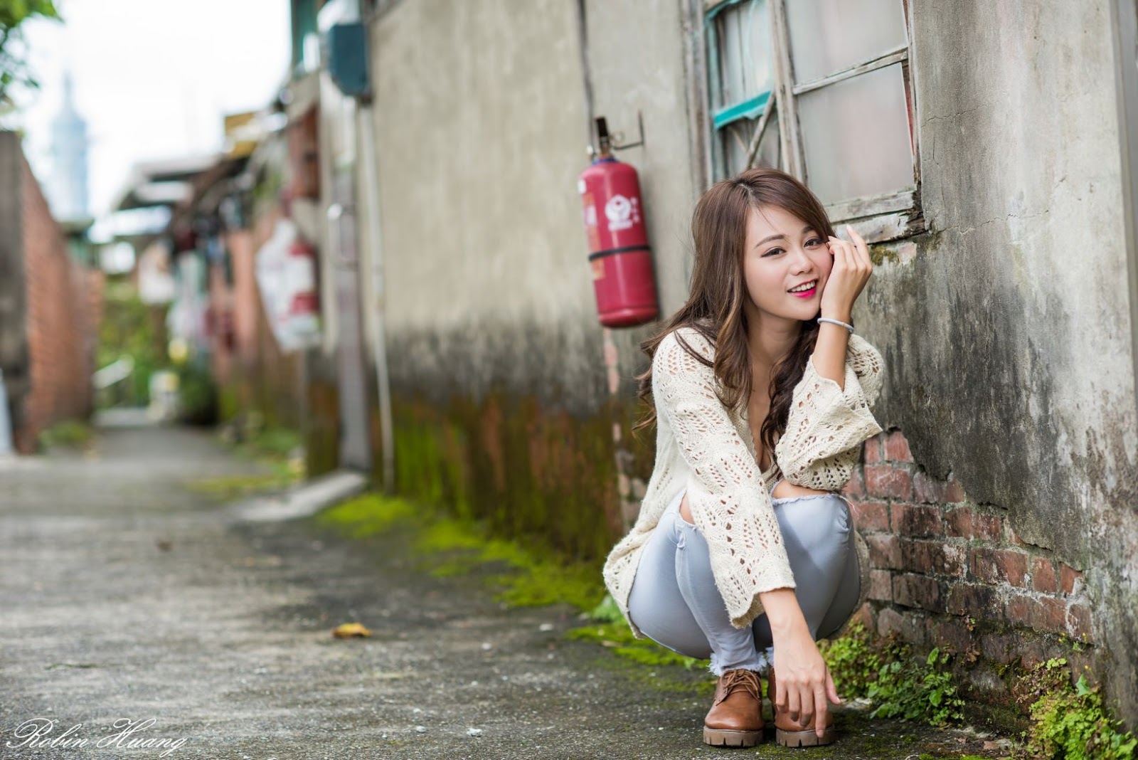Taiwan Social Celebrity Sun Hui Tong - 孫卉彤 - Huanmin New Village, Truepic.net