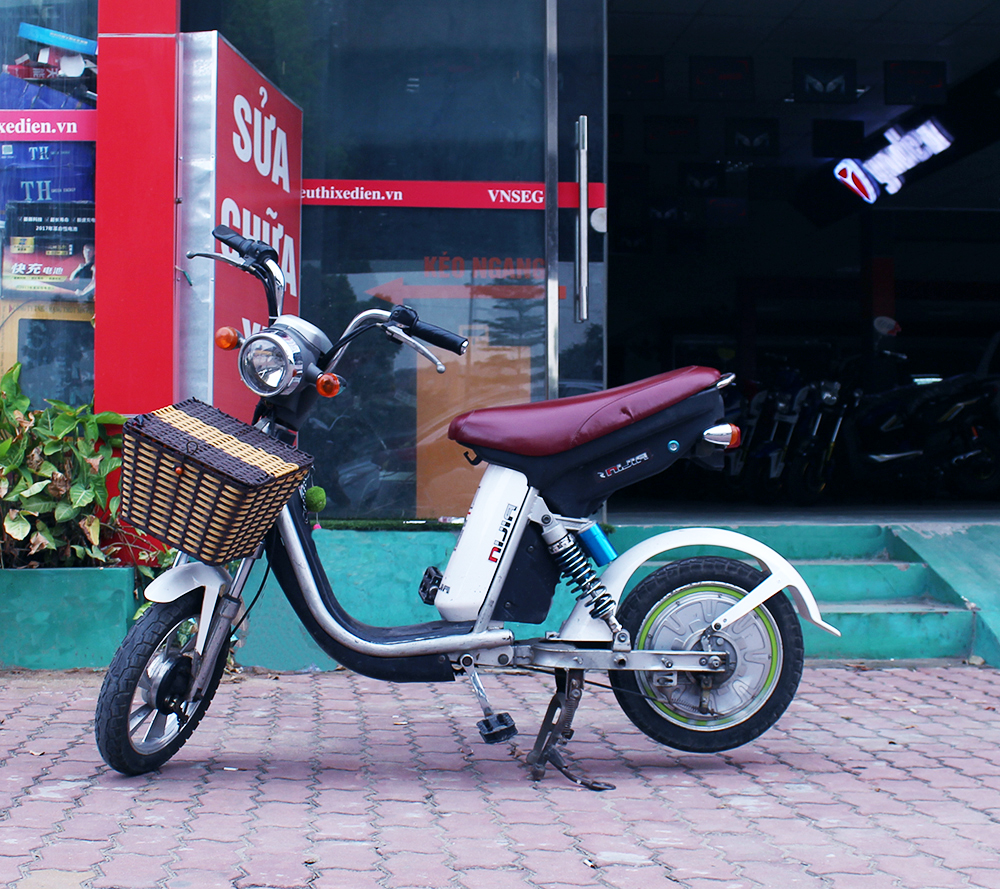 Xe đạp điện Nijia trắng cũ giá rẻ 4.300.000 ~ Thông tin rao vặt uy tín 9889