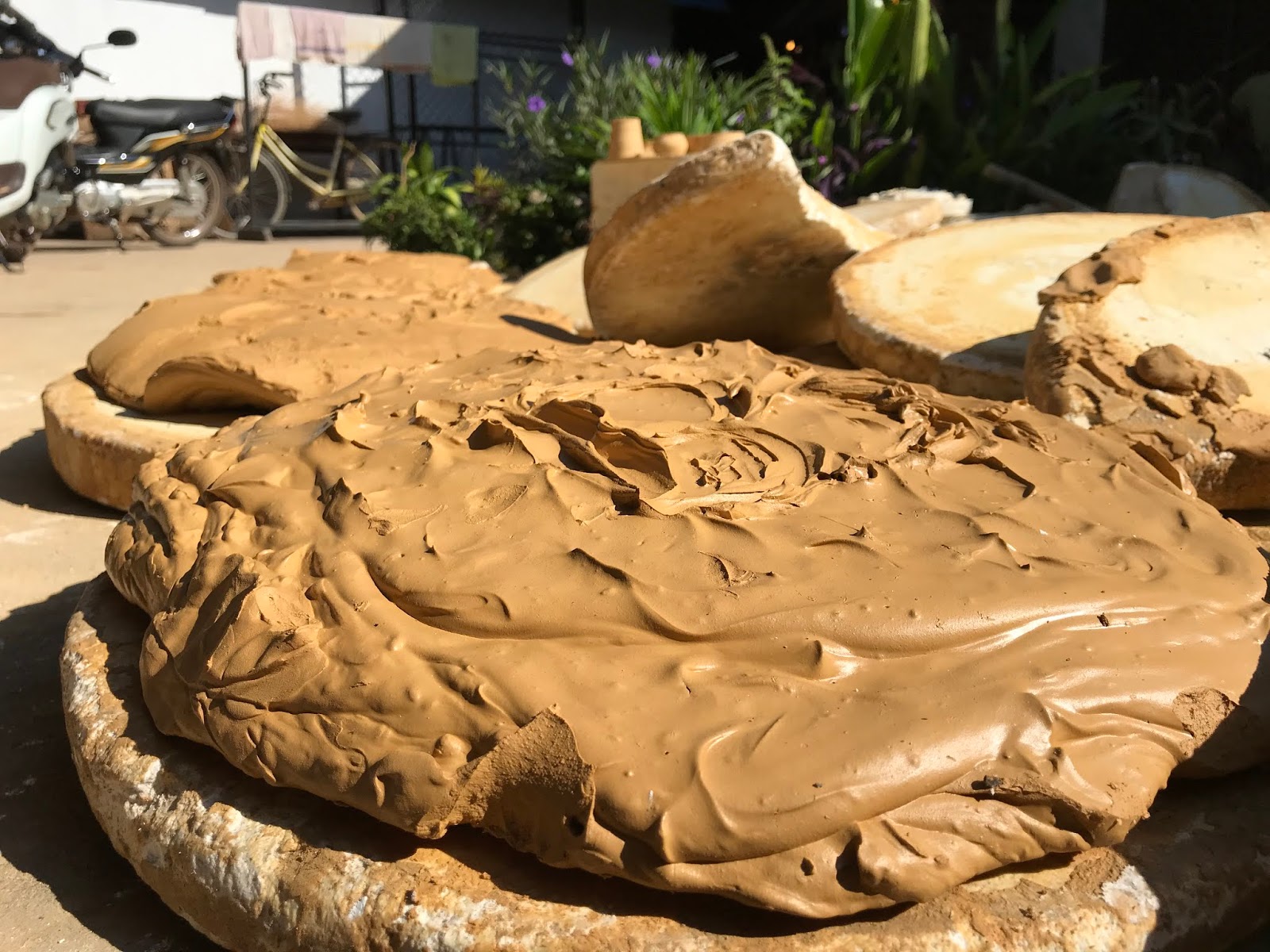 What are the 3 types of ceramics?