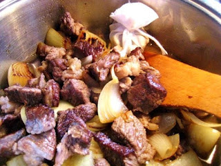 Preparación plato Pfefferpotthast Preparación plato Pfefferpotthast