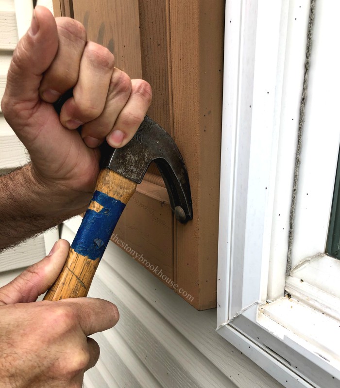 removing shutter pins