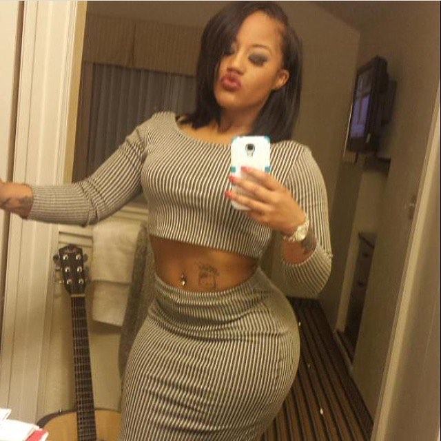 Jhonni Blaze’s Hot Selfies.