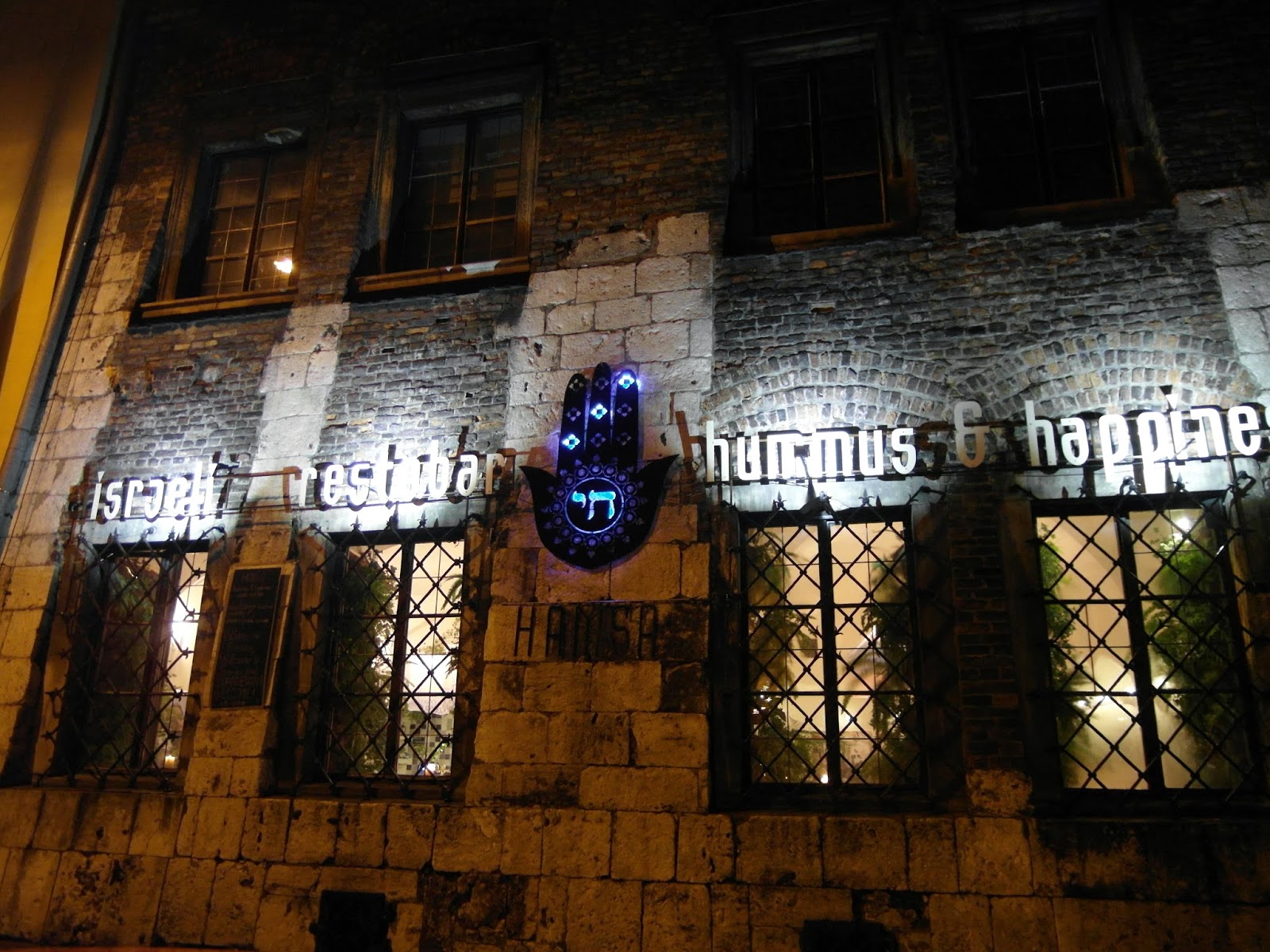 WYBREDA W KRAKOWIE HAMSA HUMMUS & HAPPINESS ROZGRZEWAJĄCO I AROMATYCZNIE