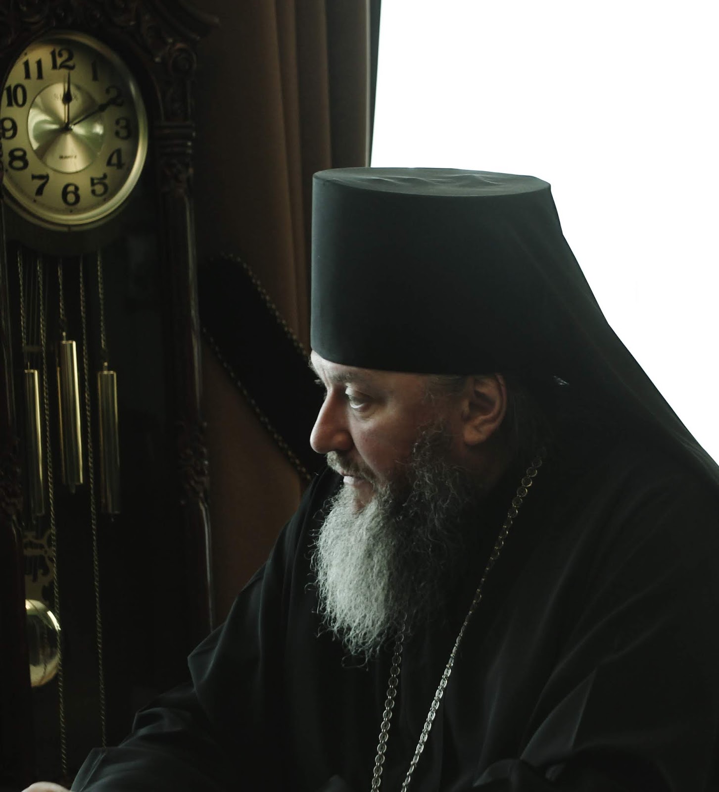 владика новый сезон 5. отпевание епископа аркадия афонина. должность епископа. епископ кинешемский и палехский иларион. должность епископа.