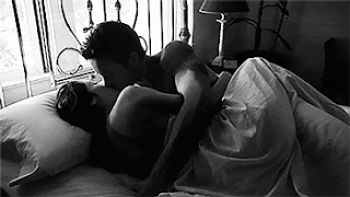 تصرخ فرانك ورثلي دراسة احضان مثيره سكس على السرير Gif Self Drive Namibia Com