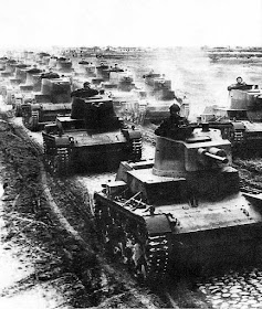 Polish 7TP light tanks in 1939 worldwartwo.filminspector.com