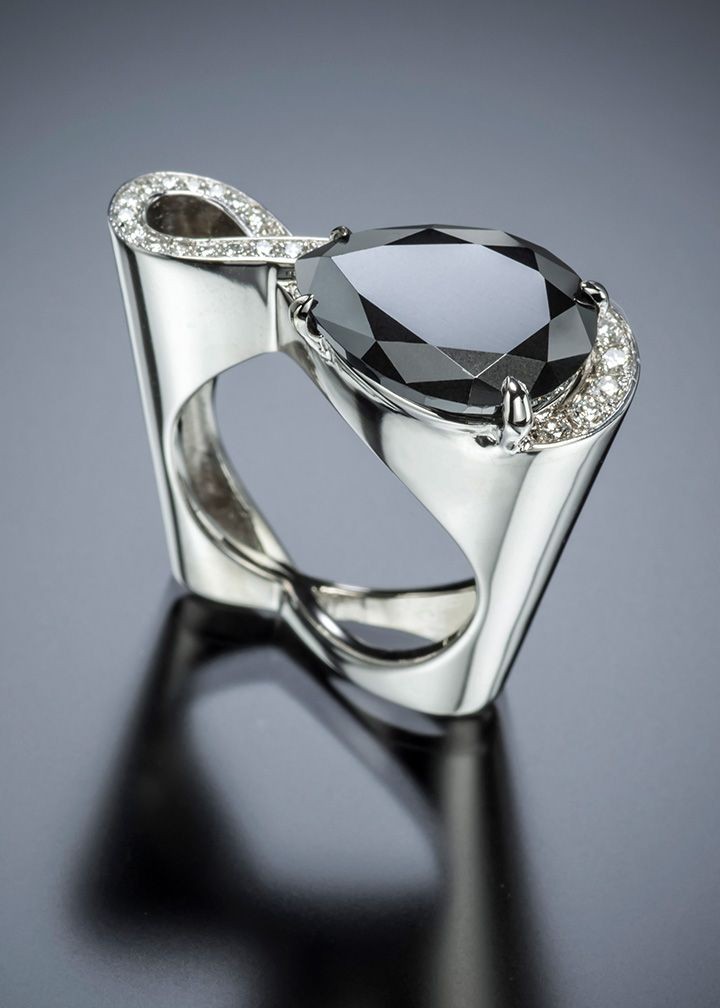 Unique statement rings