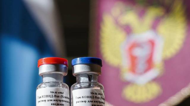 Governadores querem a vacina russa, OMS não recomenda