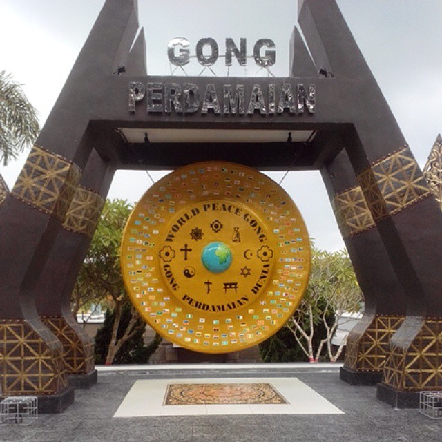 gong perdamaian