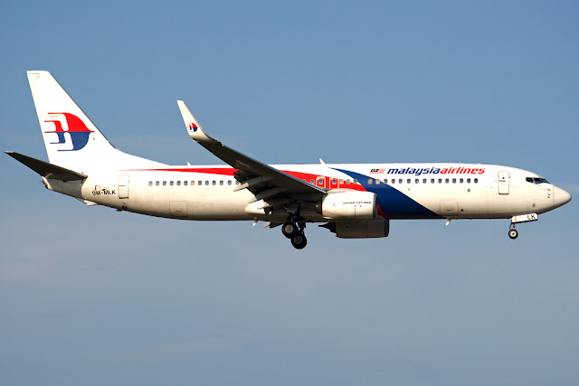Boeing 737-800 Malaysia Airline 9M-MLK Boeing 737-800 Malaysia Airline 9M-MLK