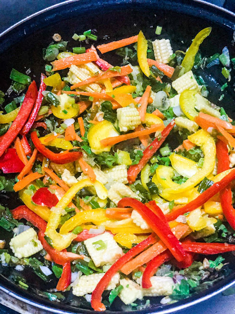 Hakka noodles recipe - How to make Vegetable Hakka Noddles Hakka noodles recipe - How to make Vegetable Hakka Noddles
