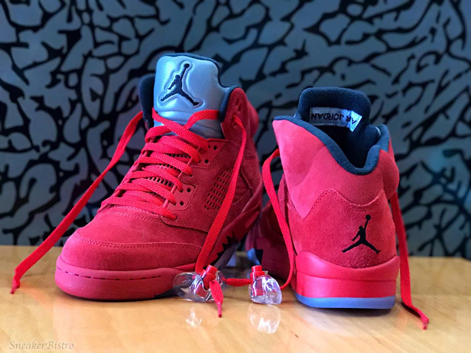 retro 5 red and pink