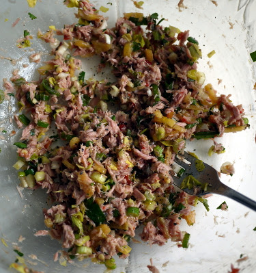 spicy tuna salad with cilantro and sambal oelek