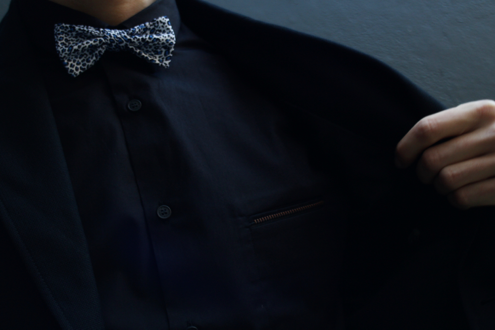 BLOG-MODE-HOMME_STYLE_nouvel-an-new-year-eve-menstyle-black-suit-costume-noeud-pap-asos