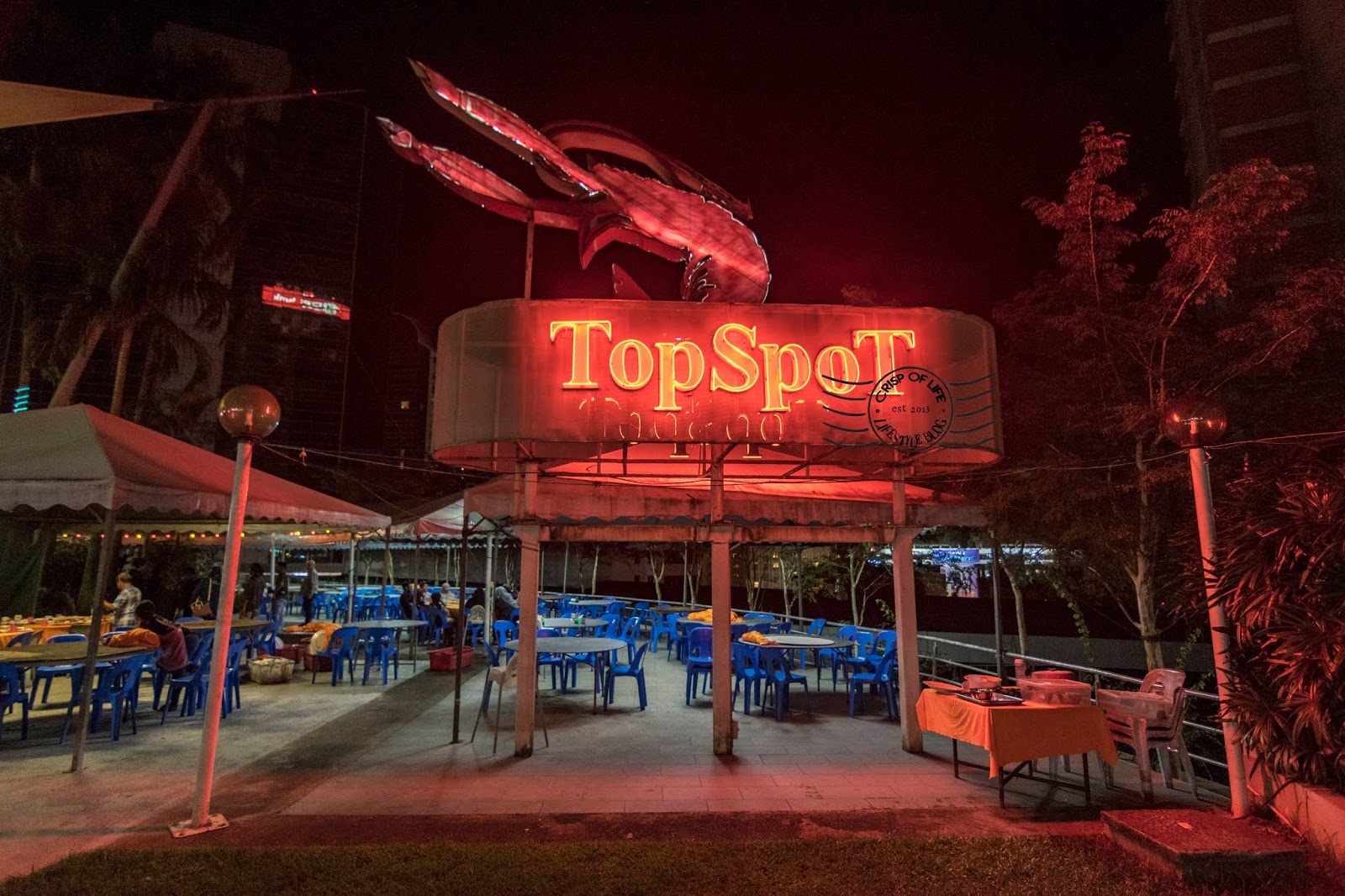 Seafood Rooftop Dining @ Topspot Food Court Kuching - Crisp of Life