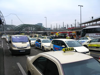 Taxiwerbung europaweit