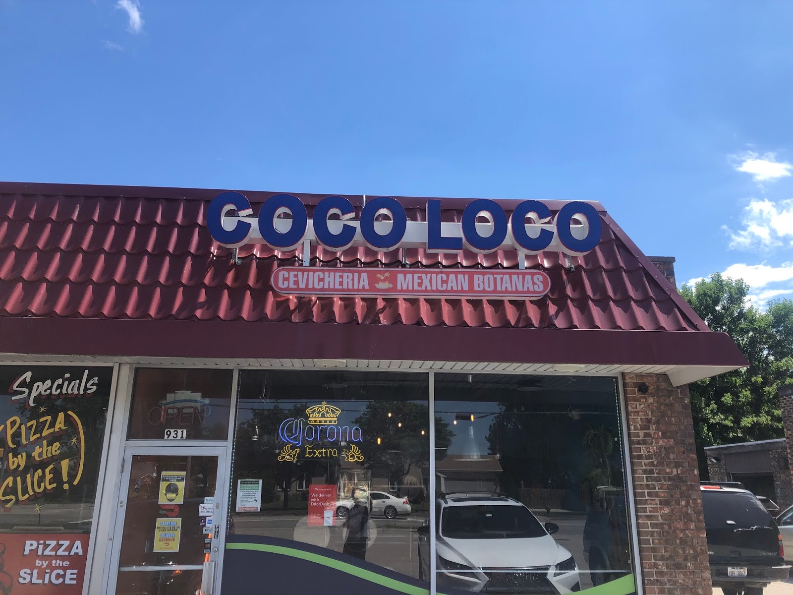 Smokin' Chokin' and Chowing with the King Cevicheria Coco Loco