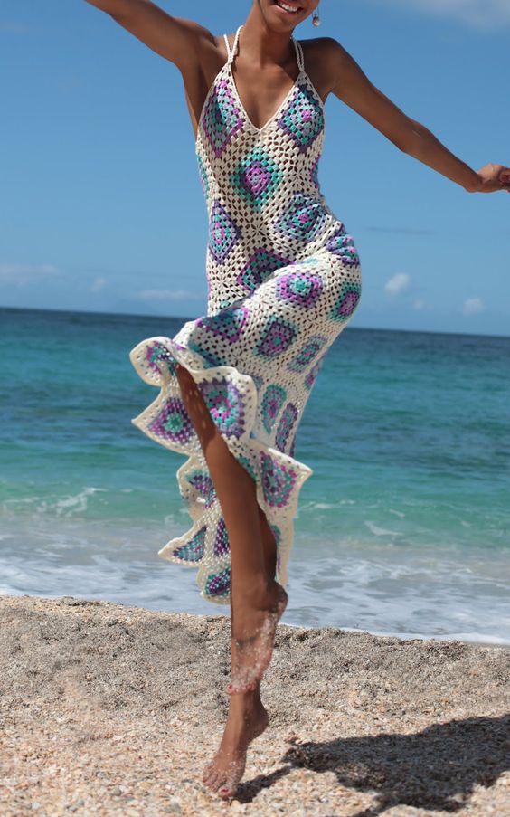 sukienka plażowa szydełkiem 