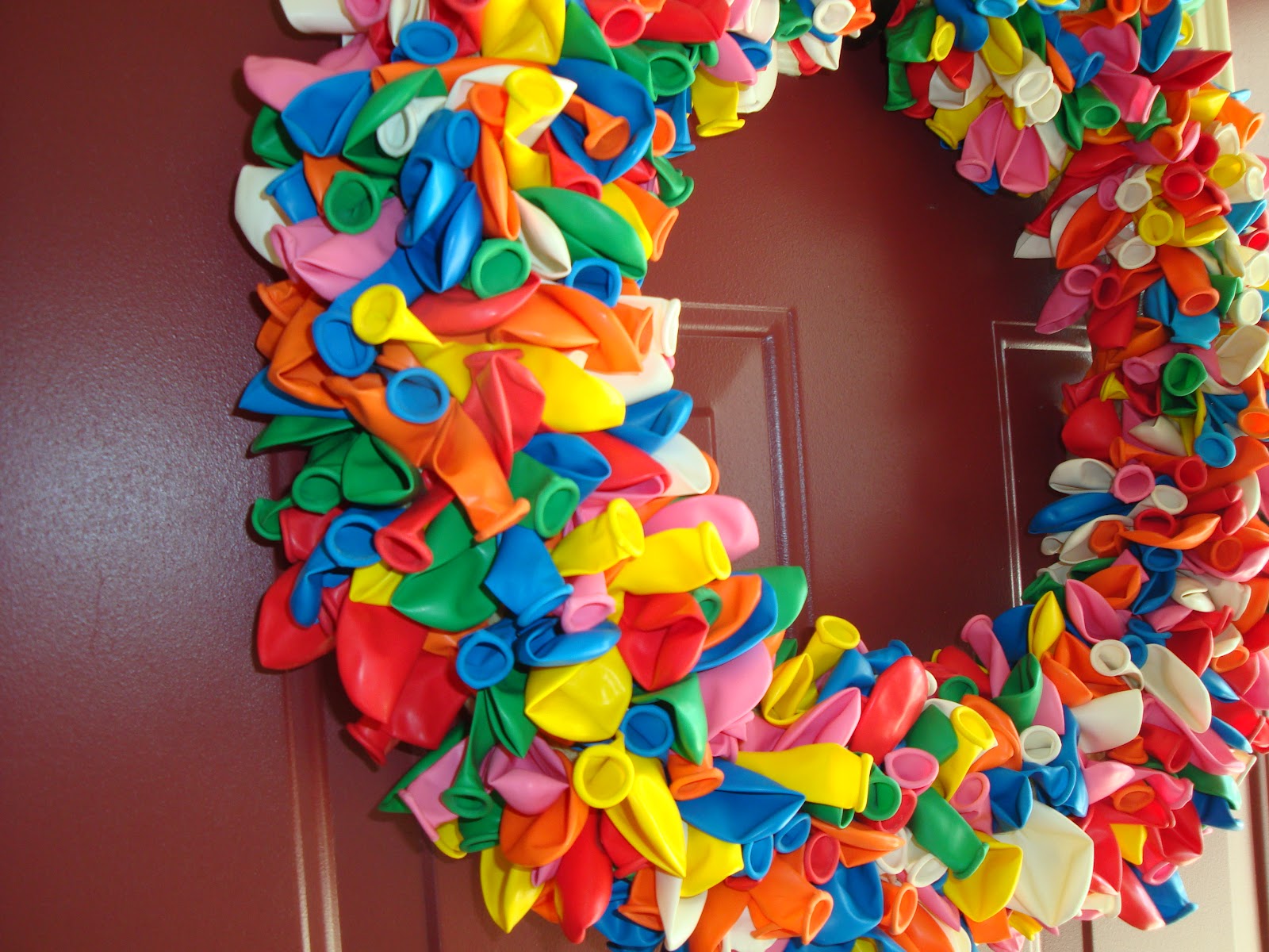 Made By Heather Phillips: Birthday Balloon Wreath