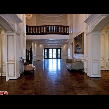 Inside Michael Jackson’s Mansion
