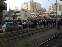 لقطة من محطة ترام جناكليس للمتظاهرين عقب صلاة جمعة الغضب