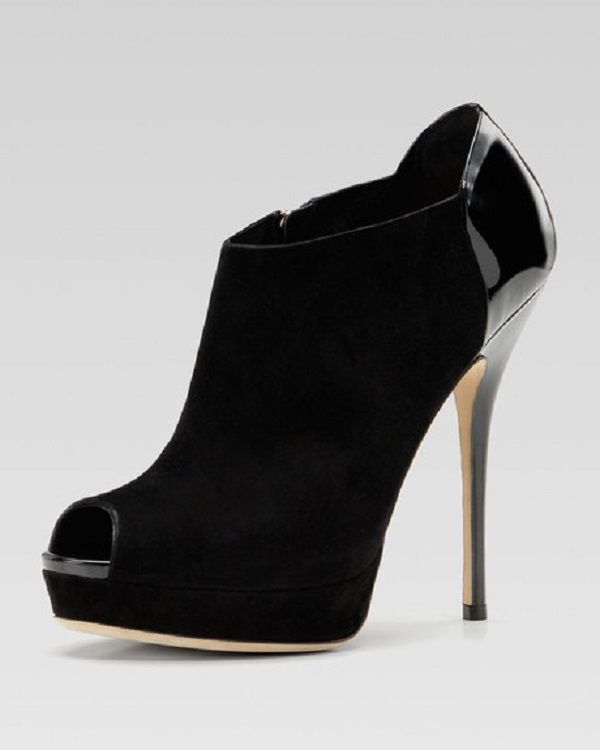 Ten Most expensive Female SHOES on the market!