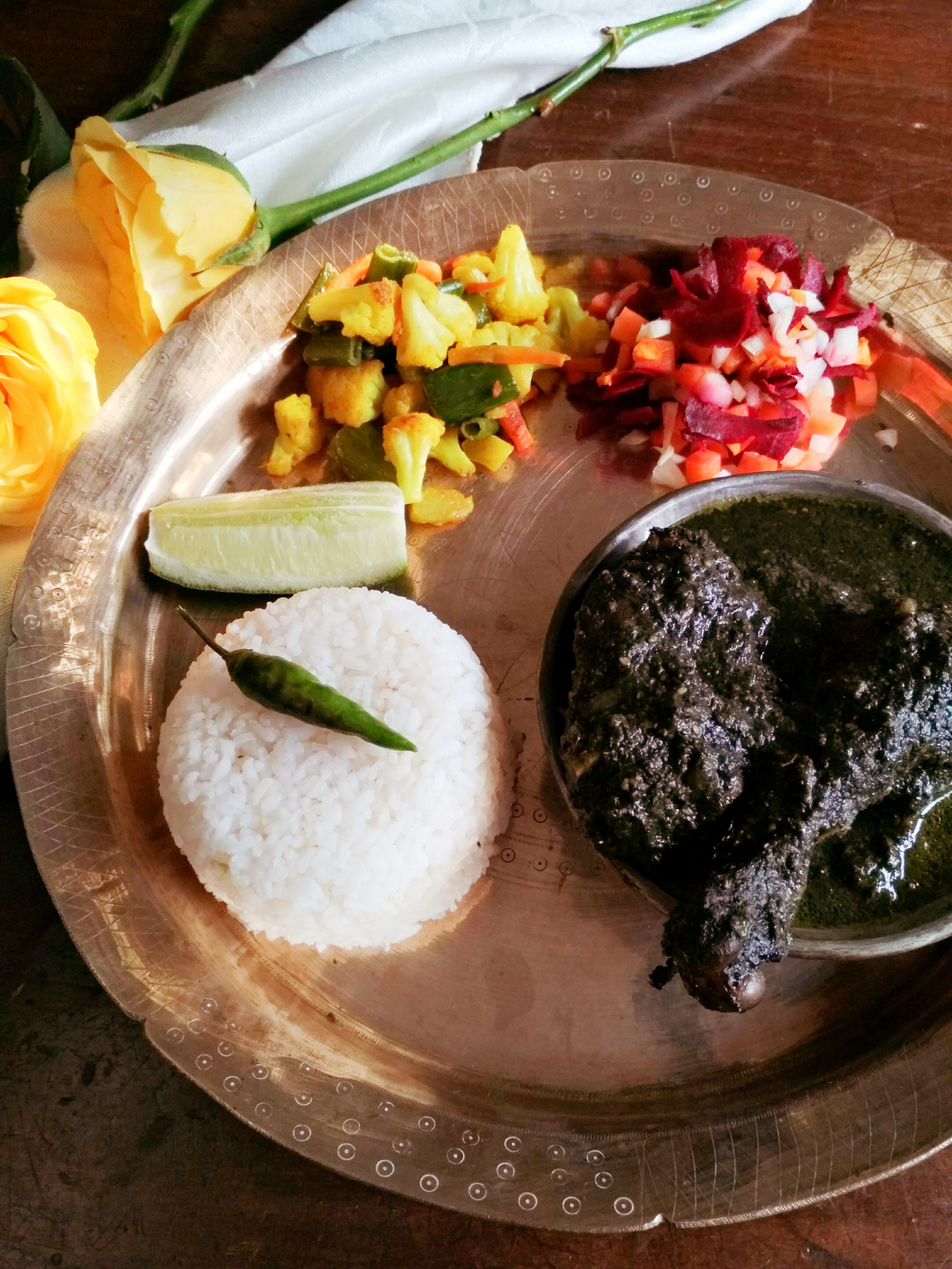 Black Sesame Seed Chicken (Til Diya Murgi Mangxo)