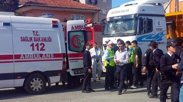 Samandıra'da feci kaza: 1 ölü, 1 yaralı!